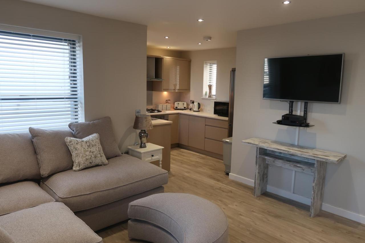 3 The Mews Montpellier Villa Cheltenham Exterior photo